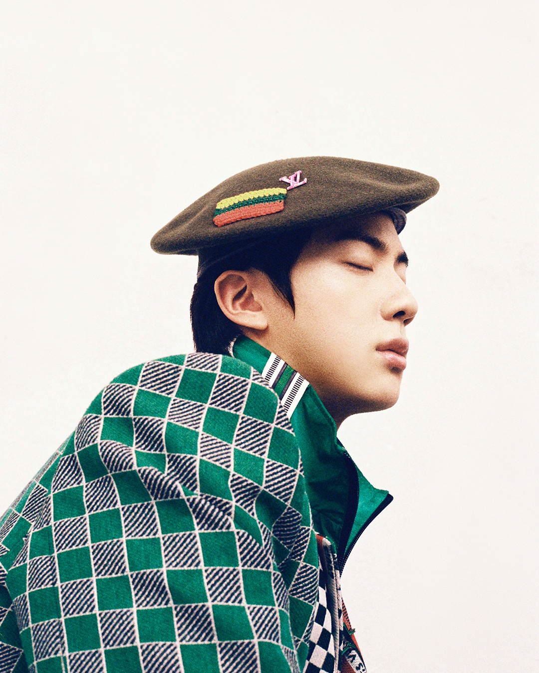 Louis Vuitton on X: #Jin in #LouisVuitton. The @bts_twt member and House  Ambassador is photographed for the January 2022 Special Editions of  @VogueKorea and @GQKorea in pieces from the #LVMenSS22 Collection by