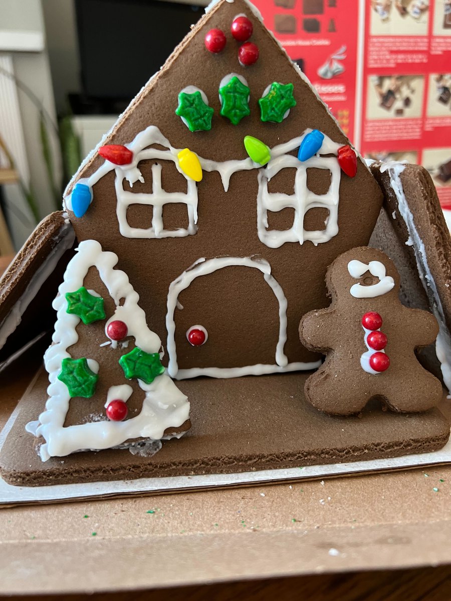 sparkpr's tweet photo. We got ✨ festive✨ and sent our Sparksters gingerbread cookie houses! Here are a few of our faves! Which one looks the tastiest? #Sparkpr 🍪 🏠 https://t.co/w0PPGGZ8Zp