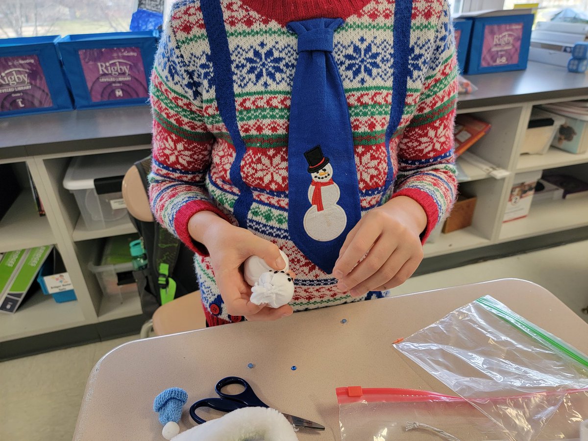 WISBarrett's tweet photo. WIS student rocking the Ugly sweater challenge today! https://t.co/MTeLtNVgRJ