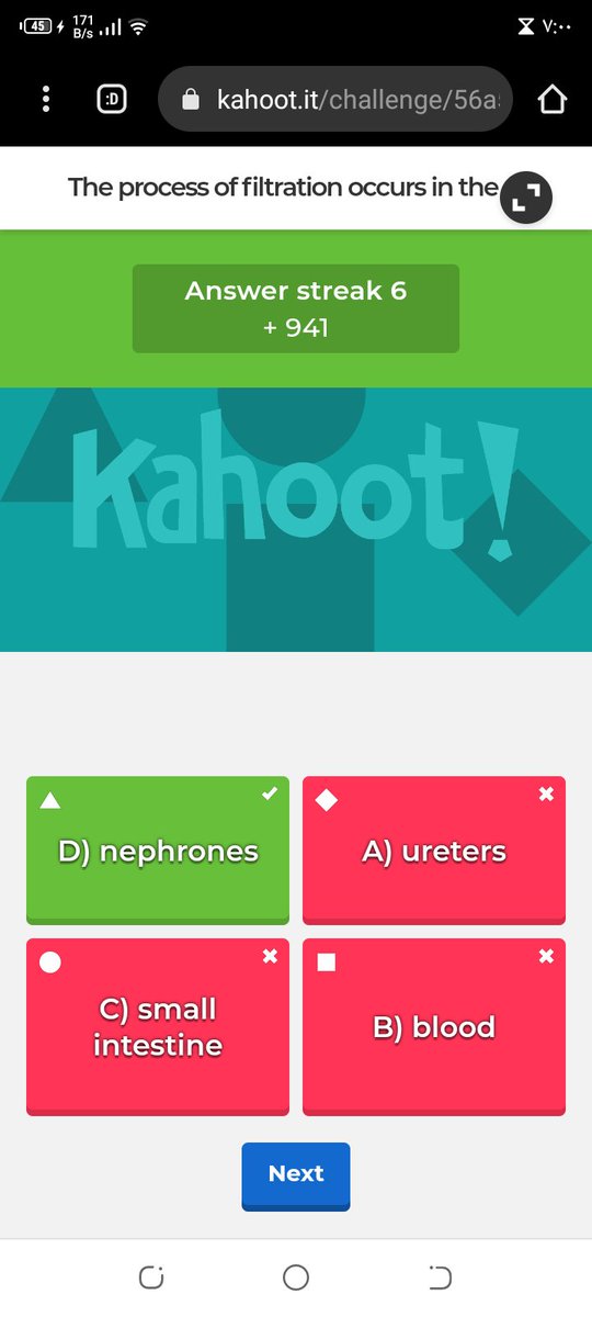 amal_kourdi's tweet photo. Playing on kahoot💗
#ScienceVacationTasks 
Enjoyed a lot💗first one♥️
@lynnalsamra
@MakAishaSchool https://t.co/1ozFYz75qq