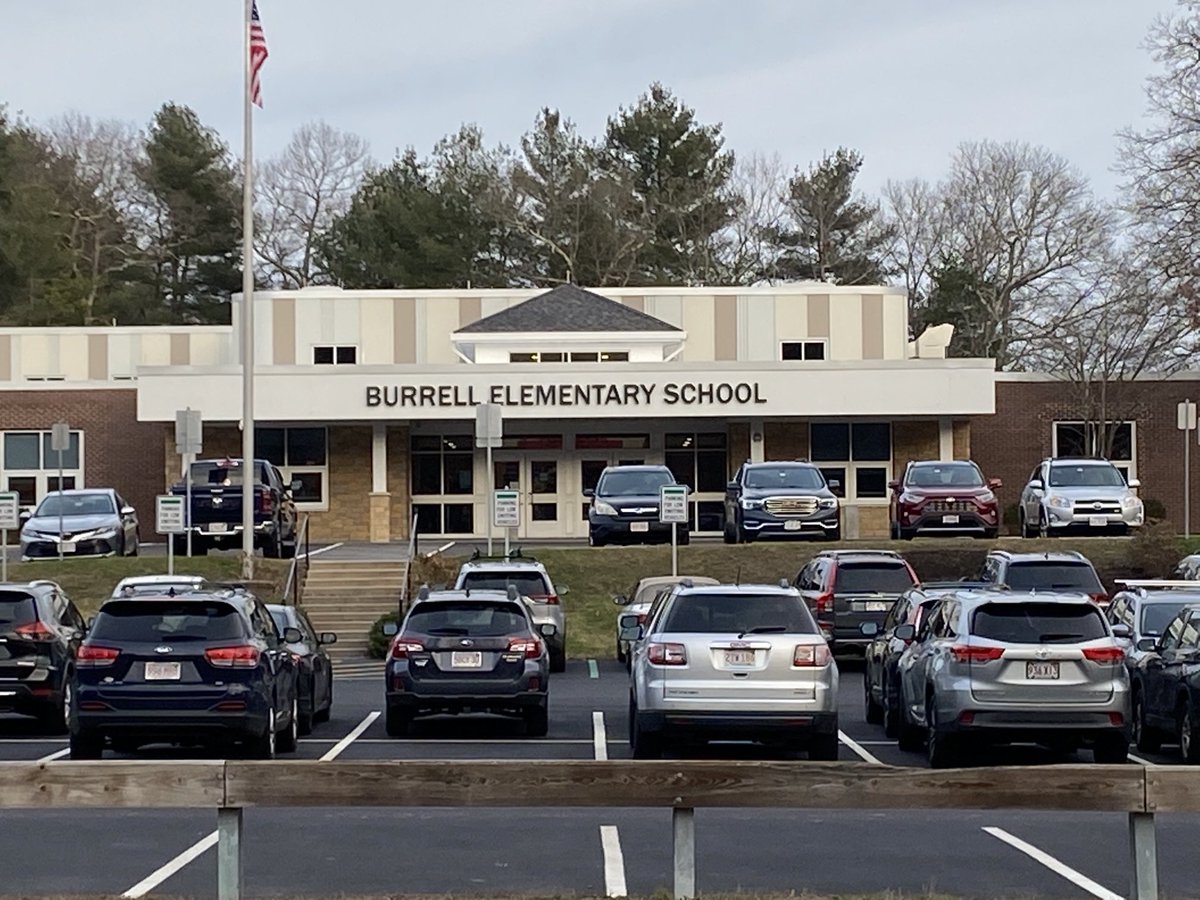 FoxboroughPS's tweet photo. The official ribbon cutting of the Mabelle M. Burrell Elementary School’s renovation and addition project! Thank you to the Town of Foxborough, tax payers and all those that supported this project. The school is beautiful! ⁦@burrellelem⁩ #theboro02035 https://t.co/kV07k9LNEG