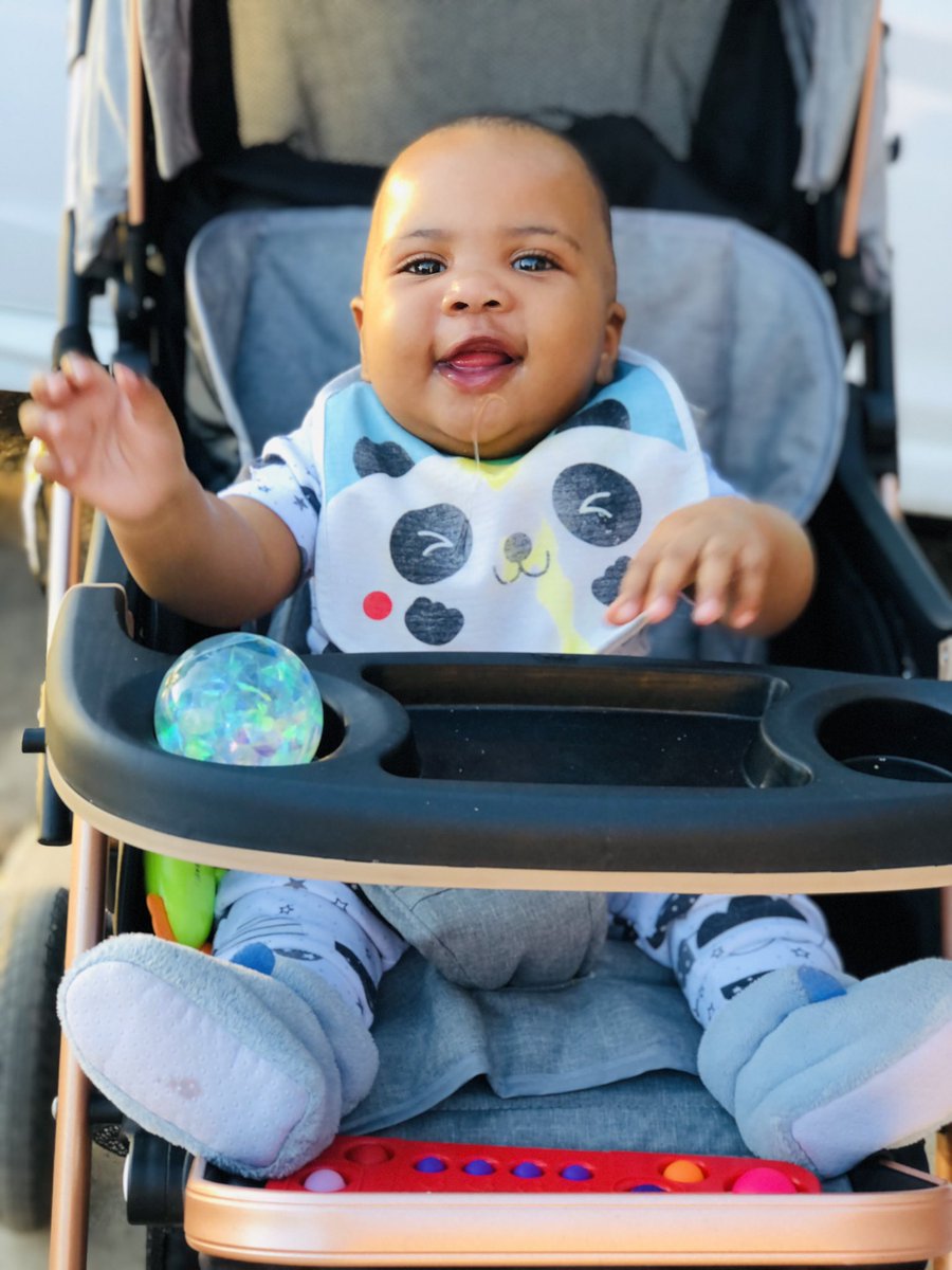 authentic_lesa's tweet photo. Playtime 🥰🍢😍! 
#FirstDecember with Cupcake 🥺 https://t.co/Cwu4kwFelD