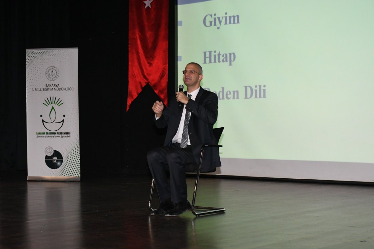 sakaryamem's tweet photo. Eğitim Yöneticilerimize “Protokol Yönetimi ve Kurumsal Temsil” Semineri Düzenlendi. 

@tcmeb @valicetinoktay @SakaryaValiligi @ebubekirsavasci

https://t.co/4pdB3baFDB https://t.co/GskOF7sJtD