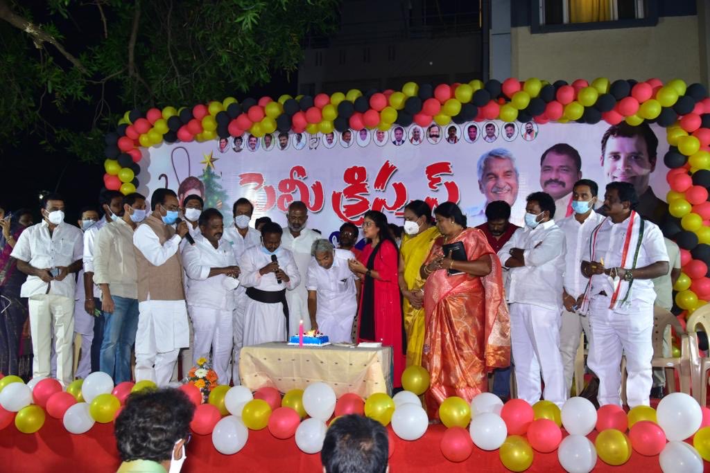 ShaliDada's tweet photo. Semi Christmas celebrations conducted APCC Minority Department Chief Gest Sri Omen Chandi Sir AICC GS InchargeAP Dr SailajanathAPCC precident at Vijayavada https://t.co/or8SZb0yhN