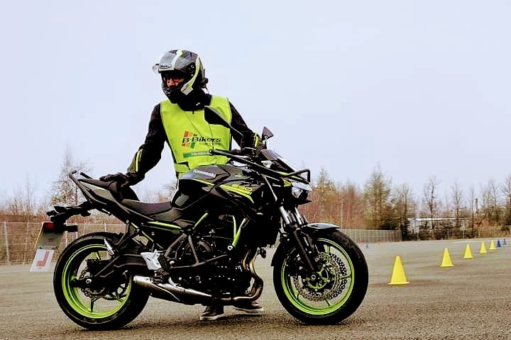 BBikers1's tweet photo. New Kawasaki Z650's added to the training fleet.
Thank you to GT Superbikes for their amazing customer service.
More news in the New Year...
#bbikers #gtsuperbikes #kawasakiuk #bbrilliant #unlockyourfreedom #KRTS #learntoride #letthegoodtimesroll https://t.co/oOiy79xHEx