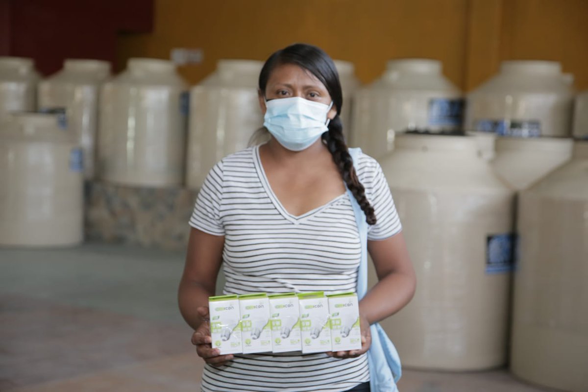 Bienestar_Pue's tweet photo. El @Gob_Puebla llega a quienes más lo necesitan. 

Este día, nos encontramos en #Tilapa en la región de #IzucarDeMatamoros donde entregaremos nuestro Programa Presupuesto Participativo. 

#BienestarParaLasFamiliasPoblanas https://t.co/w3LFAtOI1H