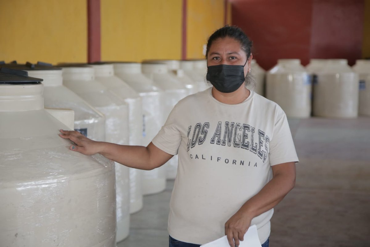 Bienestar_Pue's tweet photo. El @Gob_Puebla llega a quienes más lo necesitan. 

Este día, nos encontramos en #Tilapa en la región de #IzucarDeMatamoros donde entregaremos nuestro Programa Presupuesto Participativo. 

#BienestarParaLasFamiliasPoblanas https://t.co/w3LFAtOI1H