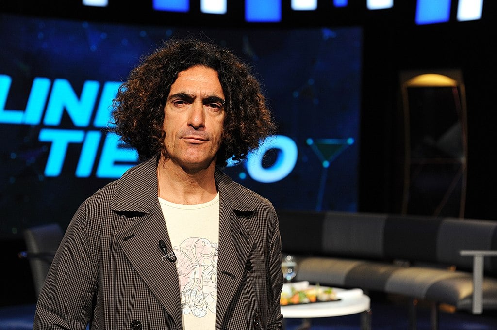 ELATRILERO's tweet photo. 22 de Diciembre de 1966.
Nace Favio Posca.

Favio Juan Manuel Posca ,nace el 22 de diciembre de 1966; Mar del Plata, Buenos Aires, Argentina, es un actor y humorista argentino que alcanzó gran popularidad luego de su aparición en el programa de Nicolás Repetto en 1995. https://t.co/xyfl9ot9lz
