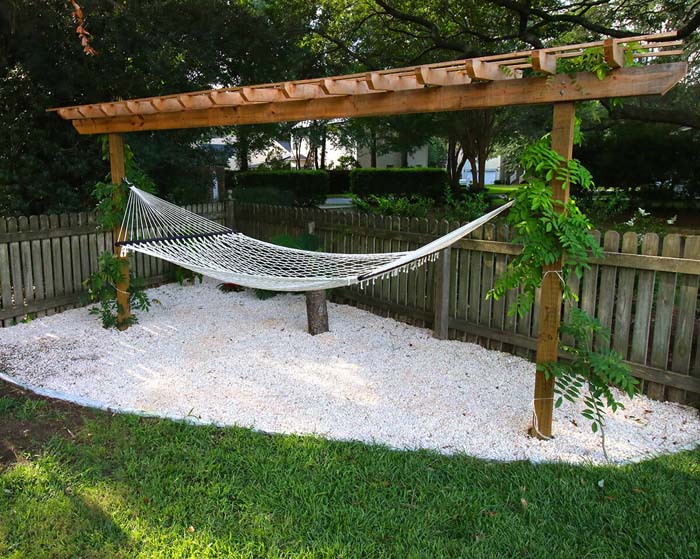 EJerrice's tweet photo. It's not hard to achieve your #gardenstyle. Use these #homedesigns as inspiration for your next project.  https://t.co/lUakONW44X https://t.co/lxgfTsvx7w