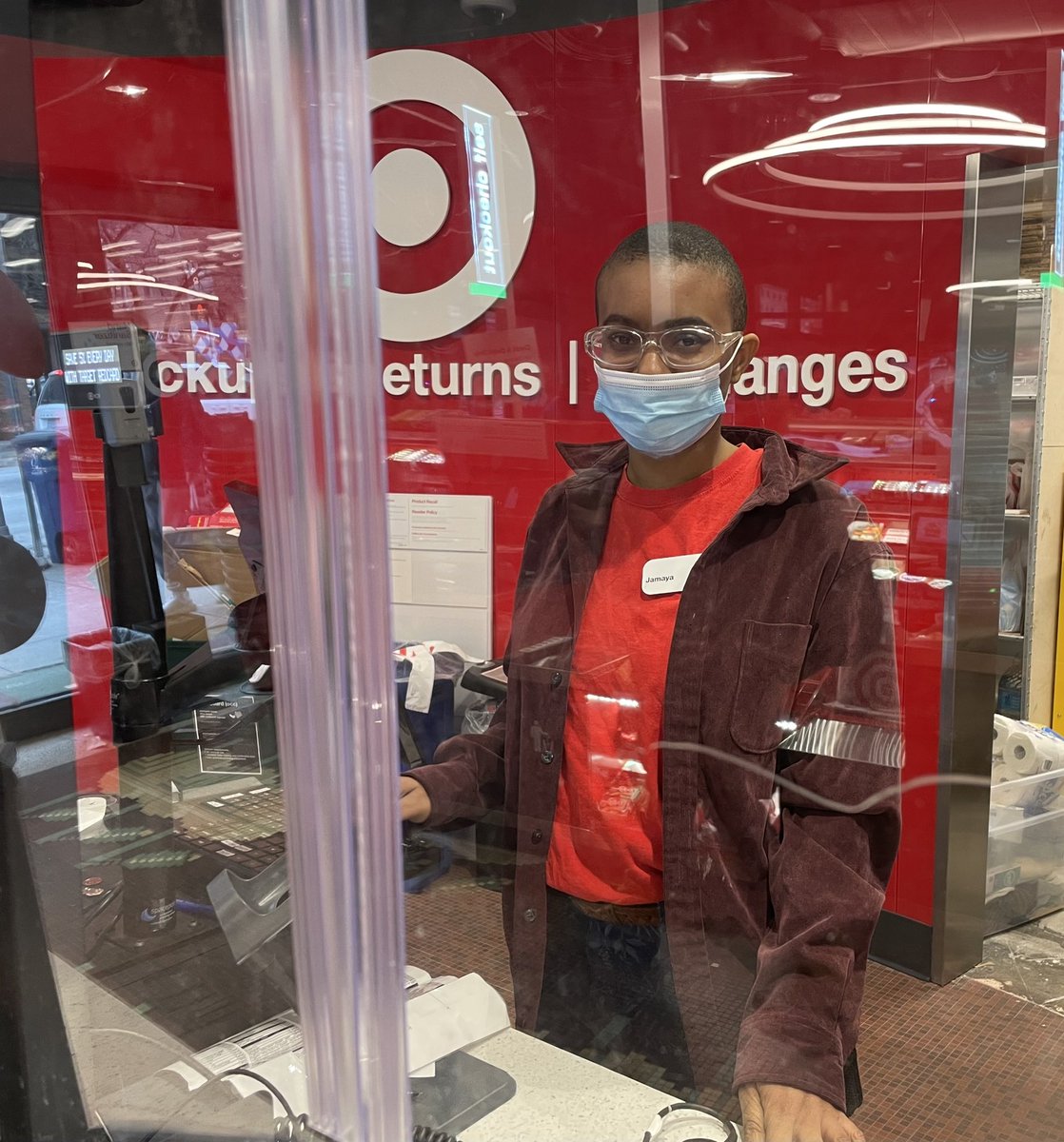 Day 🔟 of #The12DaysOfSafety! High volume of transactions means we might have to sometimes follow special procedures. Review Workbench to see best practice for these days. Here's Guest Advocate Jamaya (Fun fact, when I took her picture, she said "I'm excited about safety!!!)