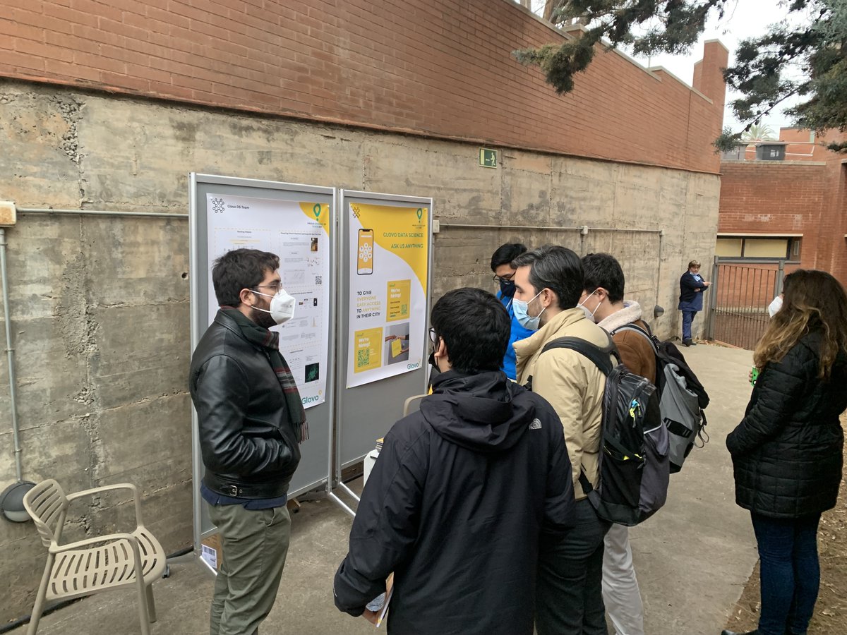It was a pleasure and an honour to meet so many interesting people today in the <a href="/dlbcnai/">Deep Learning Barcelona Symposium</a> Symposium! See you tomorrow again, where we will be representing <a href="/Glovo_ES/">Glovo</a>  🙏🙏