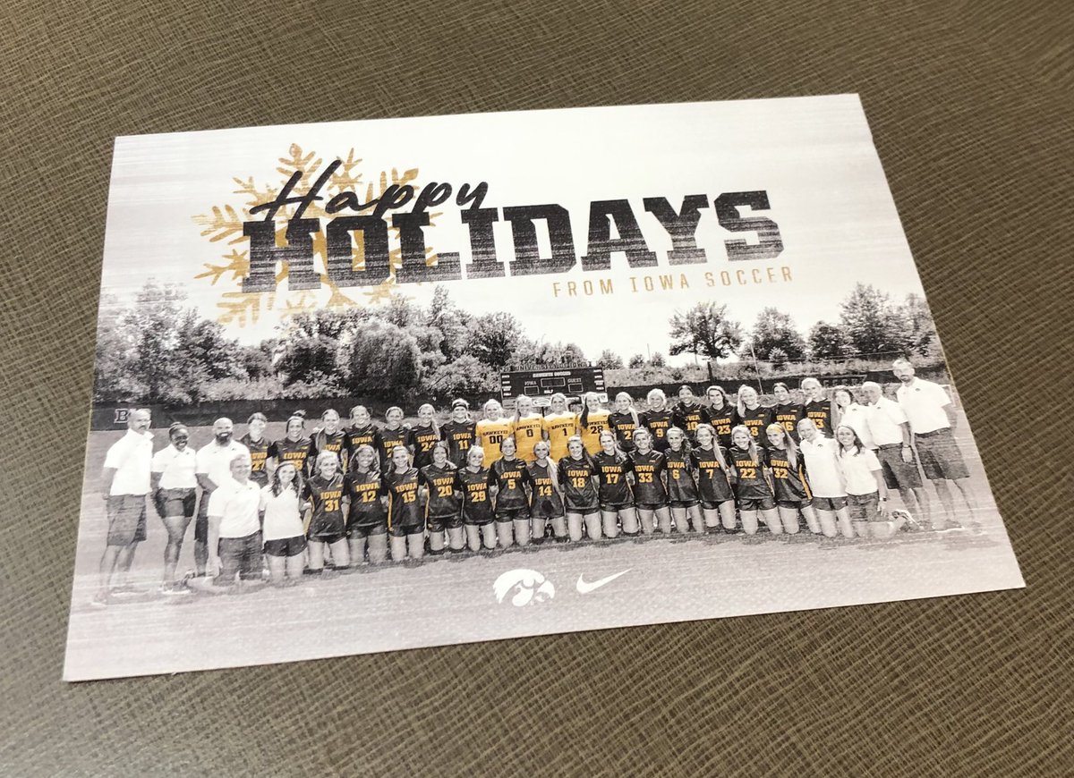 Doug_Lipinski's tweet photo. Great getting this holiday card in the mailbox by @uiowadiianni and @HawkeyeSoccer 🎄Happy Holidays! #GoHawks #IClub #AnchorUp https://t.co/yK7pLmyBva