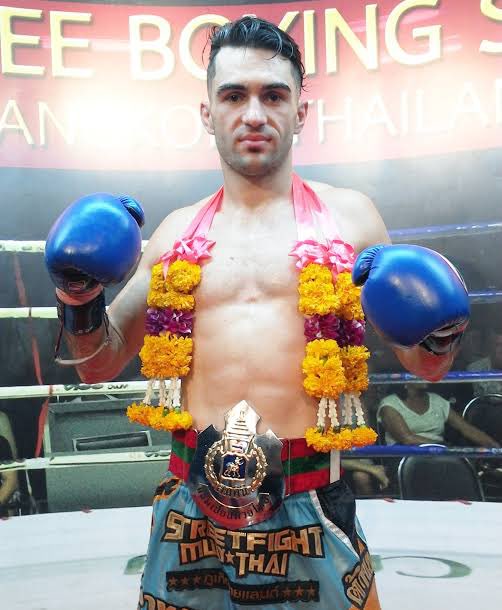 LumpineeBoxing's tweet photo. Rafi Bohic 🇫🇷 

Former Lumpinee Stadium welterweight champion 

#lumpineestadium https://t.co/j1KFQM7TiG