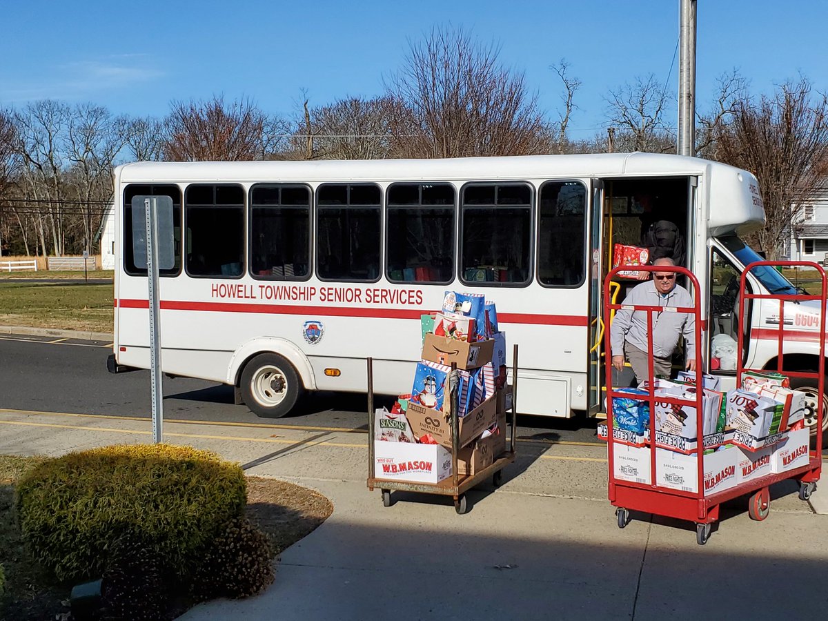HowellTwpAldrch's tweet photo. Giving Tree Holiday Gift Bags are ready to be delivered to homebound Senior Citizens. Special thanks to Mrs. Khouzam, Mrs. Tirone, Mrs. Carroll, Student Council/Community Service Members and our donors! #HTPSWellness
#HTPSCommunityEngagement
#BeTheLight
#HowellSeniorCenter https://t.co/Vbpl3ueZGP