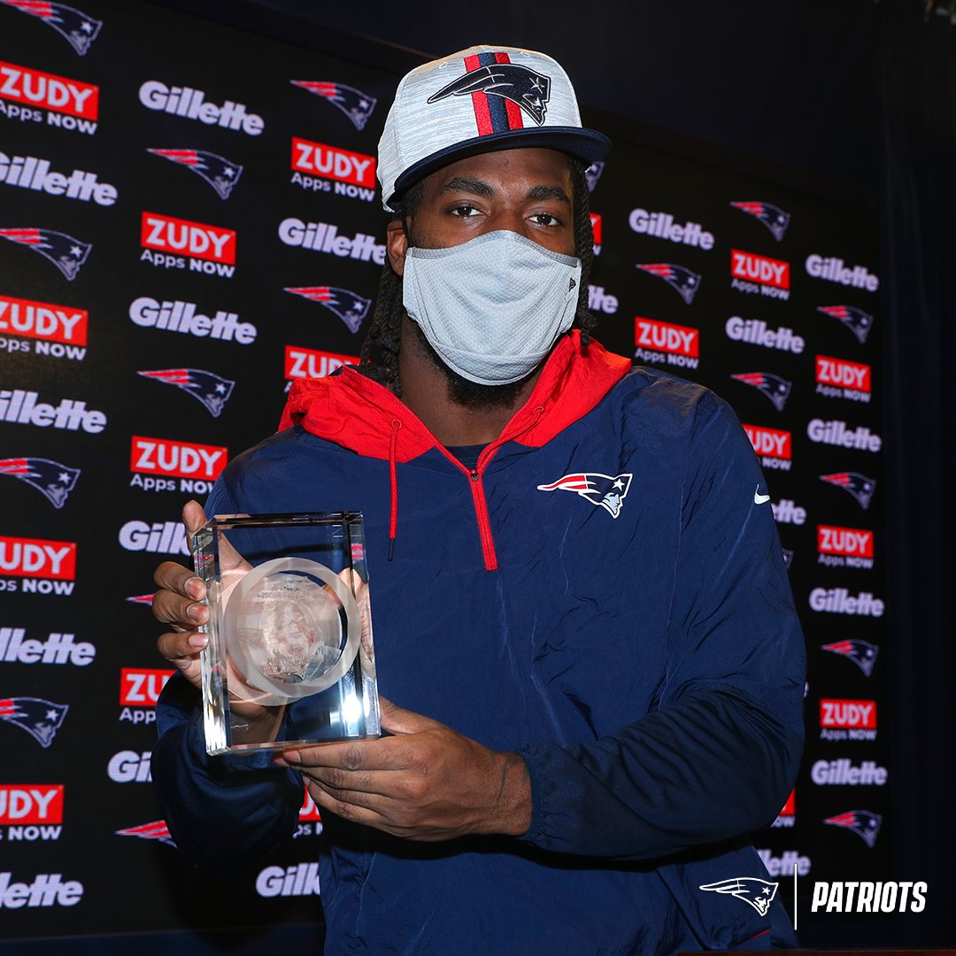 Patriots's tweet photo. True to who he is &amp; 𝗮𝗹𝘄𝗮𝘆𝘀 bringing the energy.

Congratulations to @man_dammn, who was selected by Patriots media members as the 2021 Ron Hobson Media Good Guy Award recipient. https://t.co/aKBRza7jor