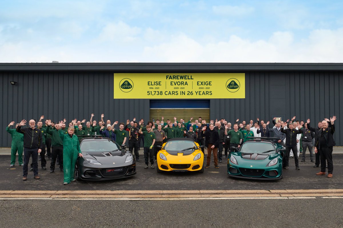 lotuscars's tweet image. Today Lotus commemorates the last of the Elise, Exige and Evora sports cars. media.lotuscars.com/en/news-articl… #ForTheDrivers
