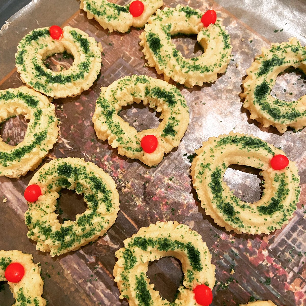 MariaSundquist's tweet photo. @freshnewengland Made Swedish spritz cookies - lots of butter make them pretty yummy. #spritzcookies https://t.co/mILYQuxV1h