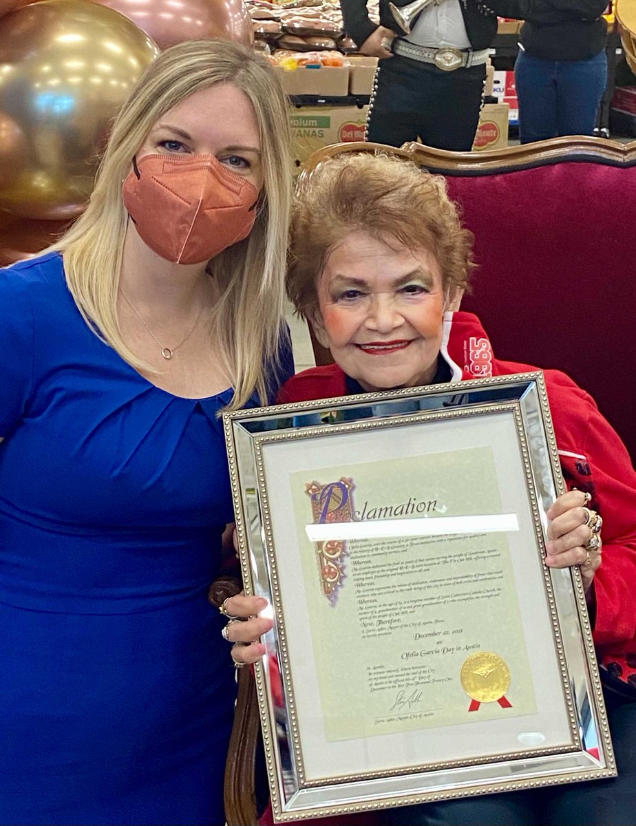 PaigeForAustin's tweet image. It&apos;s Ophie Garcia Day in Austin, TX! Help me celebrate @HEB&apos;s longest-serving employee - Oak Hill&apos;s own Ofelia Garcia! Proud to present a proclamation to this living legend. More on her amazing career here: kxan.com/news/austin-to…