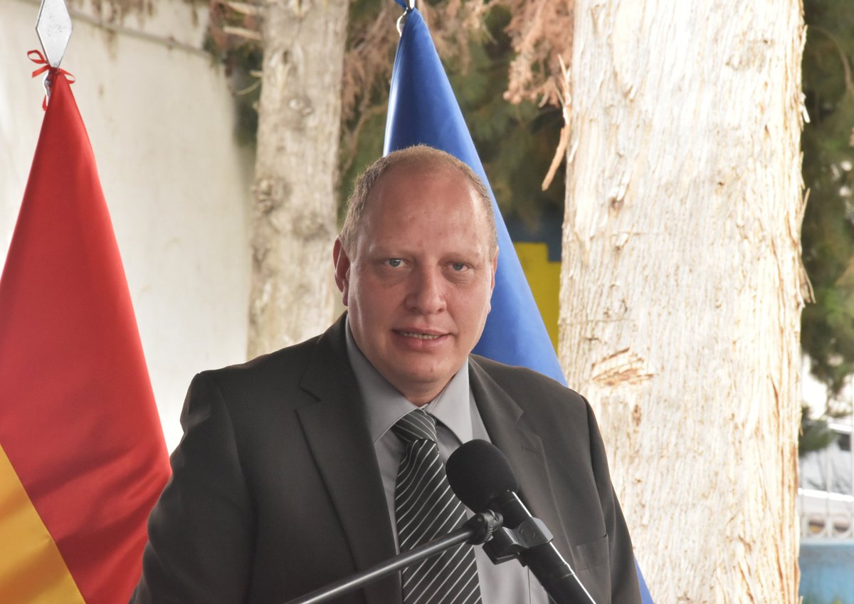 #Noticias | Ministerio de Salud realiza pruebas #COVID a transportistas varados en la frontera con #Chile
Lea la nota aquí 👉 abi.bo/#/noticia/16200