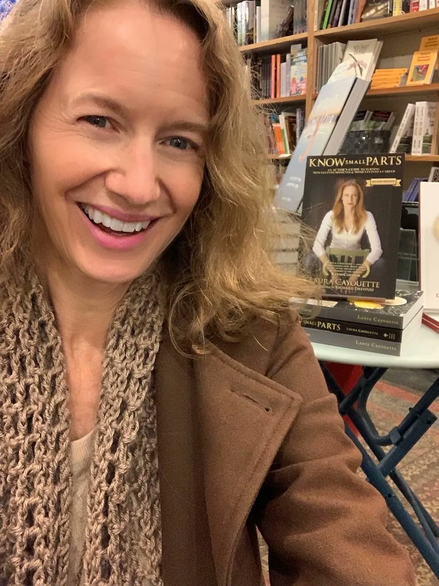 KnowSmallParts's tweet photo. I'm so excited! @BlueCypressBook is now carrying #KnowSmallParts and Lemonade Farm in addition to my mystery series! https://t.co/7WIOOTnf9A Signed copies! #shipping #NewOrleans #haunted #mystery #genealogy #gifts #holidaygift #christmasgift https://t.co/vLSBl6jWjV