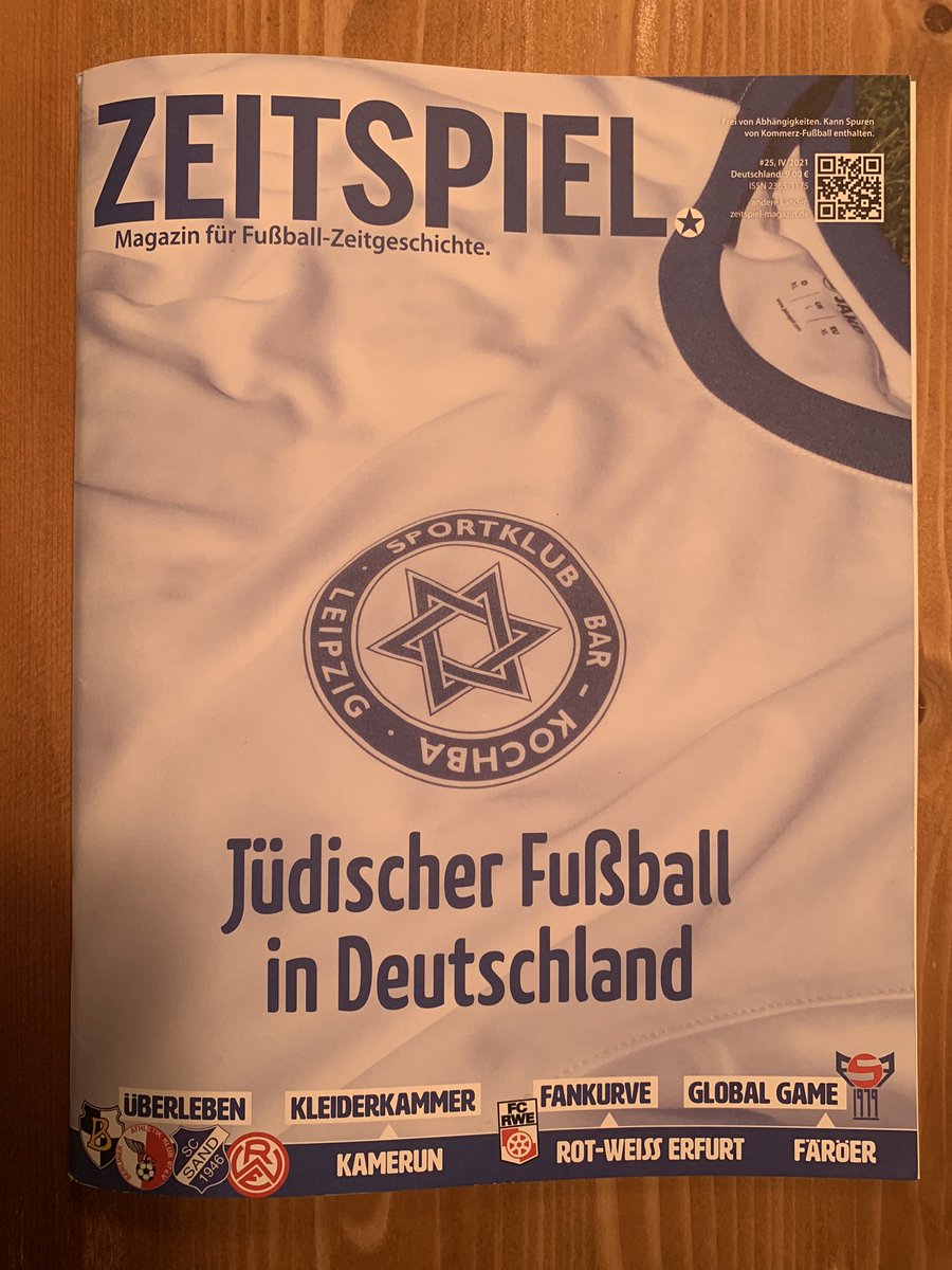 Danke @Zeitspielmag für die neueste Ausgabe - mit einem interessanten und wichtigen Titelthema. Und auch für die „Fankurve“ meiner Helden von <a href="/ROTWEISSERFURT/">FC Rot-Weiß Erfurt</a>
