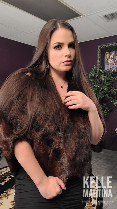 Send me a text and confess your deepest darkest fantasies...  https://t.co/eCiD6Um6jf https://t.co/q