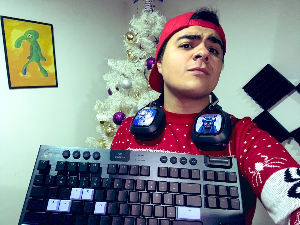 ElGamerWICHO tweet media