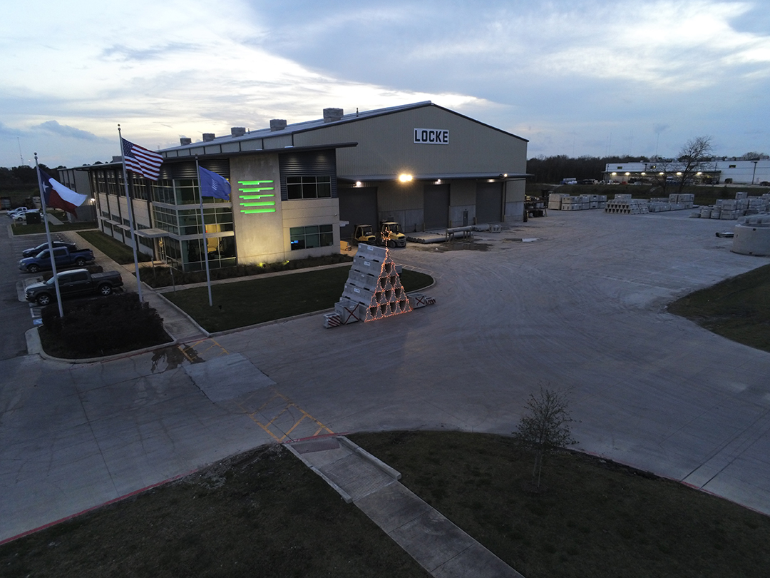 NationalPrecast's tweet image. Check out this amazing #precast concrete traffic barrier Christmas tree from NPCA member Locke Solutions!
We'd love to see how you celebrate the season ... just use #PrecastLights 🎄