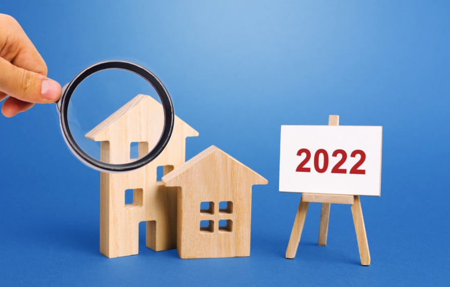 The housing market has seen a wild ride in 2021, but some experts are looking forward to the potential for a little more balance in 2022. What does that mean for you? https://t.co/zpjA6IFNsh https://t.co/kdVhC5Q9d9