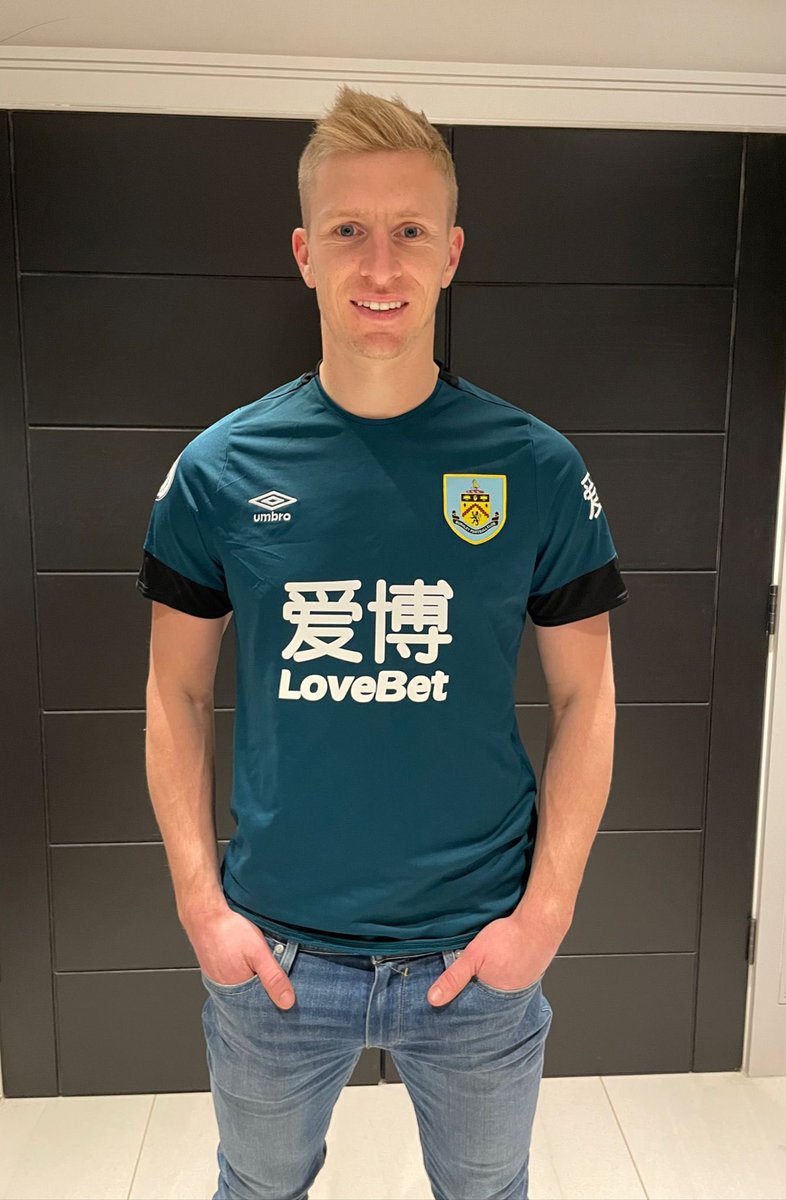 Ben Mee tweet media