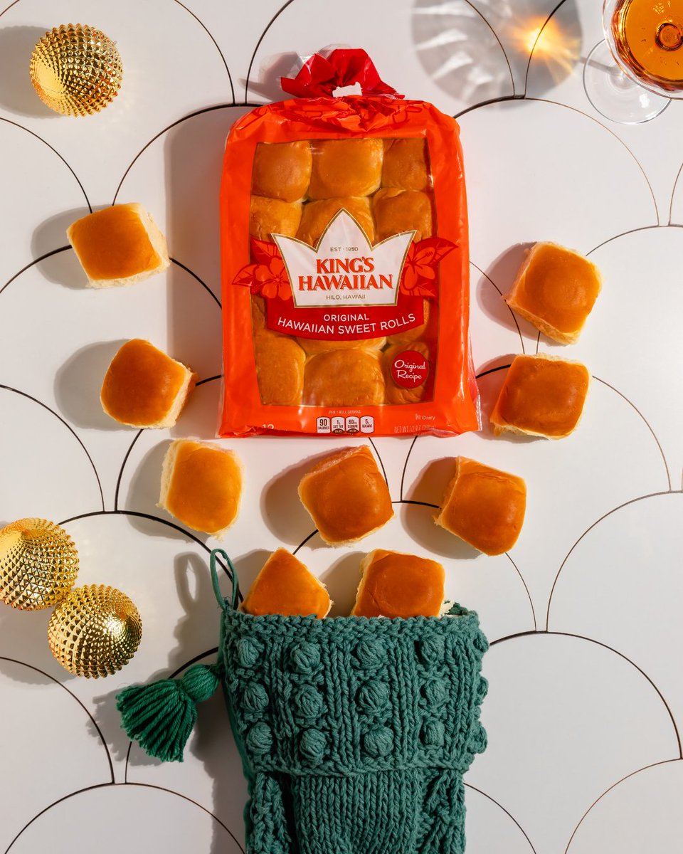 KingsHawaiian's tweet photo. Did you forget the stocking stuffers? No…no you didn’t. We got you. 
#KingsHawaiian #TasteofAloha #Holidays #Christmas #StockingStuffer #StockingStuffers #HolidayStocking #HolidayStockings #HolidayStockingStuffers https://t.co/yk9IqhZ1qp