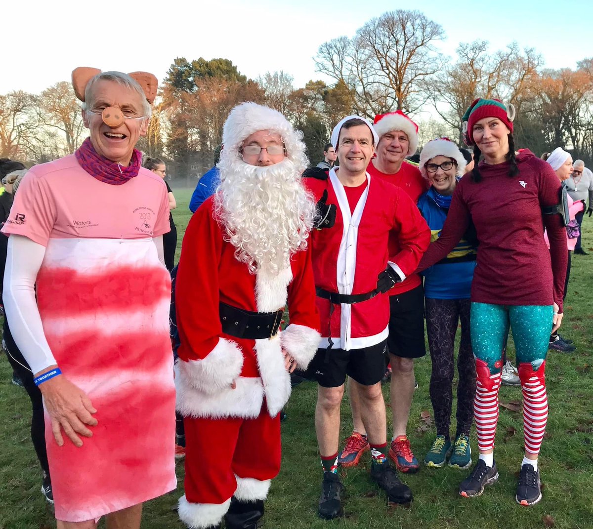lucky_legs_runs's tweet photo. Chilling with the dog on the couch looking through photos and my @Strava for #runvent 2021
Bloody hell to think @TomFarrellGB did it in miles! Crikey! Happy with Km’s for & very glad to have this nearly out of the way after waiting a year to give it a go
#stockportrunningsanta https://t.co/SkpXUxwRs5