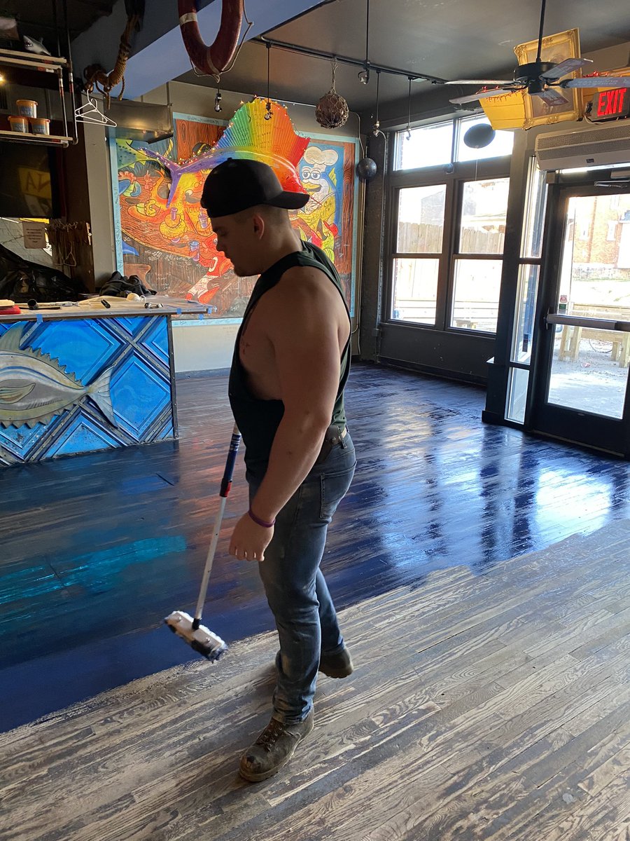 UglyTunaSaloona's tweet photo. Going Ugly causes some floor damage. Just getting ready for the new year!! https://t.co/VQy1ctQDsK