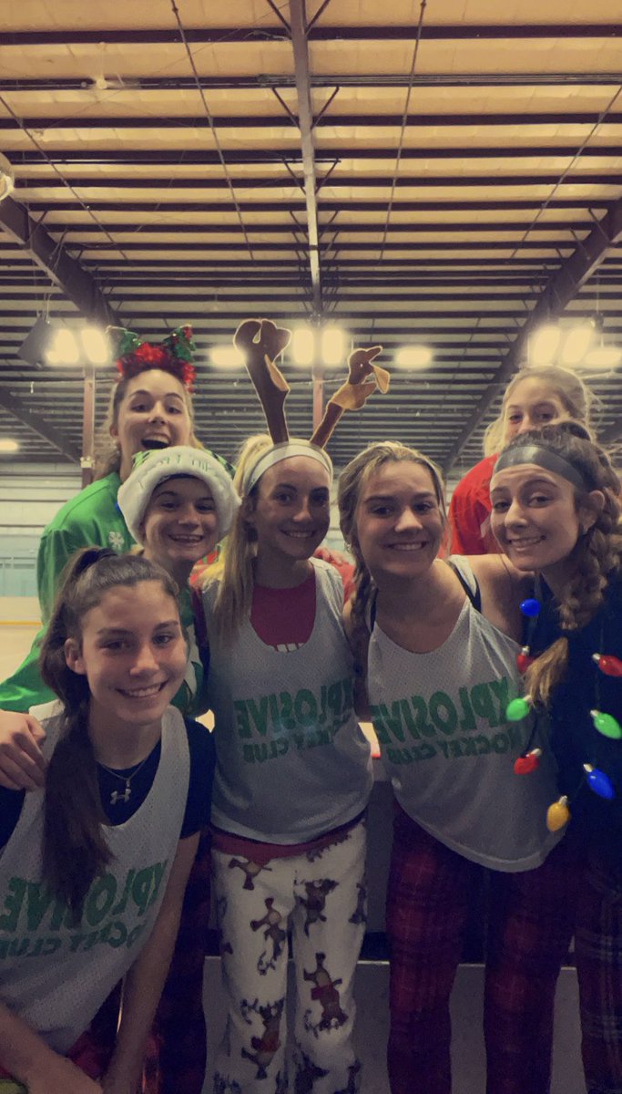 Merry Christmas from my ❎plosive family🏑🎄 <a href="/XplosiveSports1/">Xplosive Sports Academy</a> <a href="/Traner3207/">Trae Toliver</a>