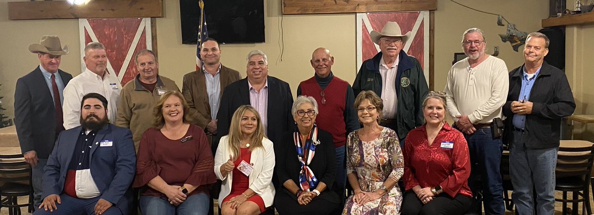 HildaForTexas's tweet photo. On the campaign trail with other local, state, county and national candidates in Sinton,San Patricio County, Texas. #SBOE #HildaForTexas https://t.co/iBGdI40hkP