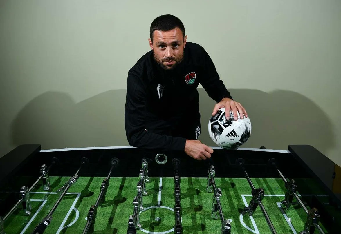 EightyFour___ tweet media