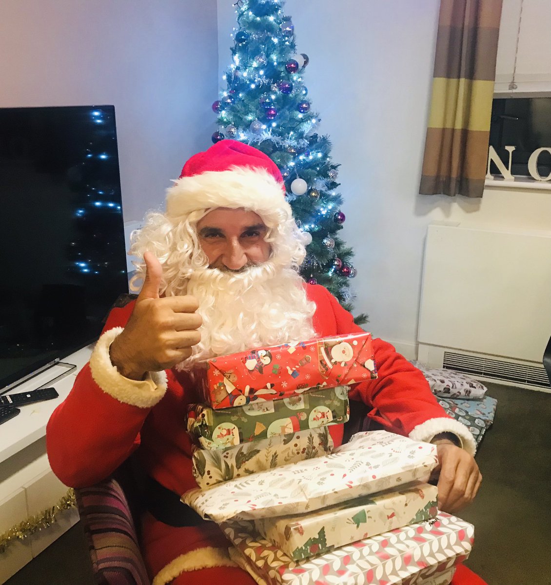 Chris Hull tweet media