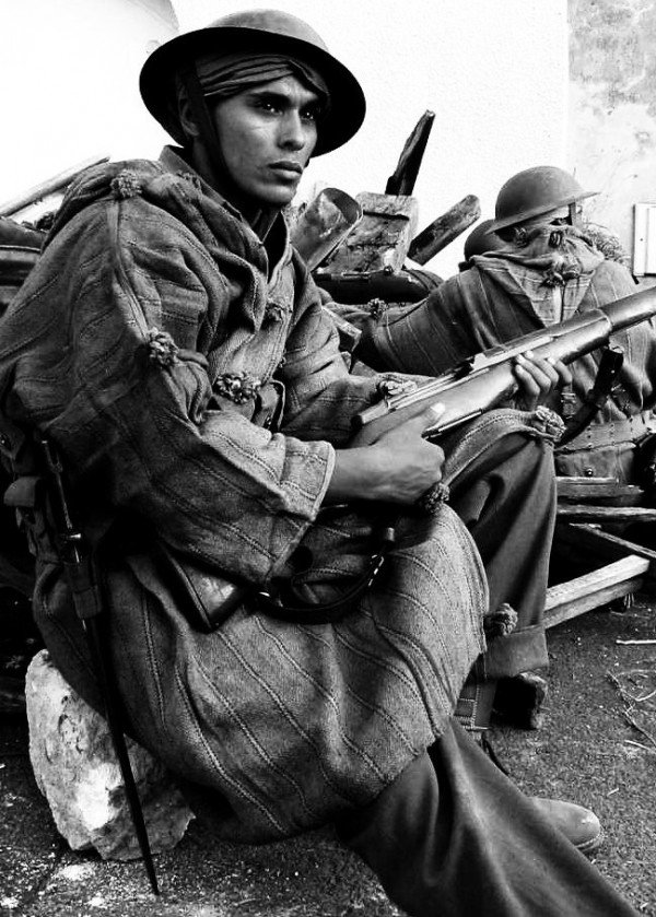 yazmoorish's tweet photo. #Moroccan #Goums Division (Allied Forces) in #Italy and south of #France courage and bravery during #WW2 against the #nazi front was crucial in getting italy out of war. https://t.co/thxMQyXbSC
