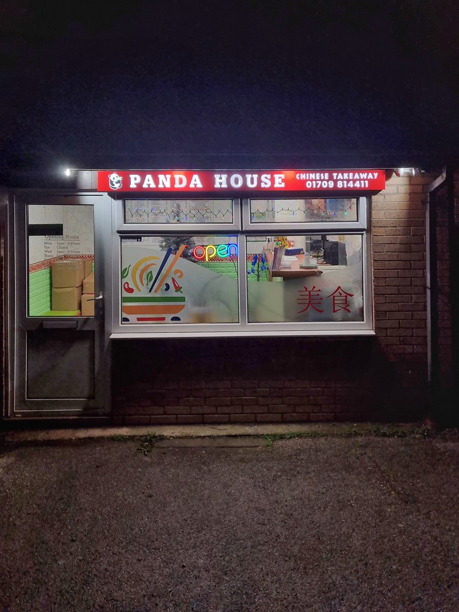 PandaHouseUK's tweet photo. Christmas opening hours 🎄

25th December - CLOSED
26th December - CLOSED
28th December - CLOSED

We are also closed every Tuesday.

Open as usual outside of those days! Order a festive Chinese feast from us 🤩

#Rotherham https://t.co/j7gbce70x8