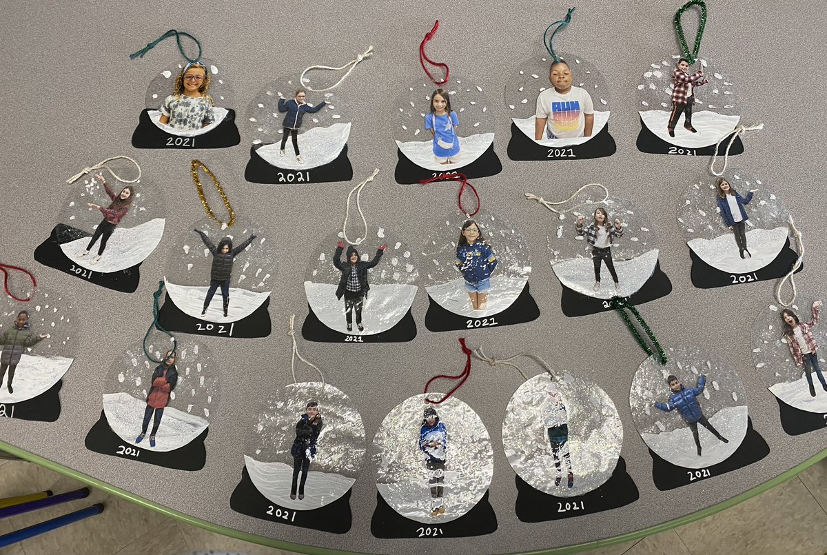 Our class is SNOW happy to get to winter break! ❄️ <a href="/jslearning/">Jeanine Sofield</a> <a href="/24Kath/">Kathy Connolly</a> <a href="/CZawatson/">Cristine Zawatson</a> #ProudtobeLB