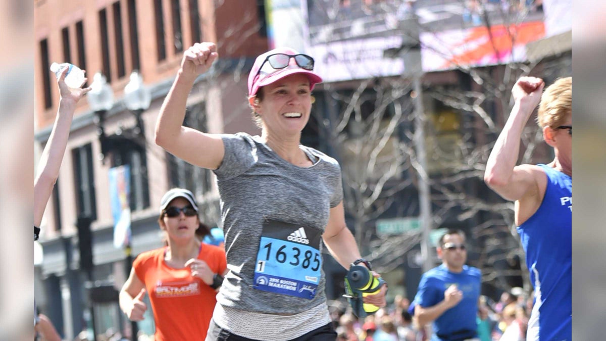 marathongears's tweet photo. I’m a Runner and Ulcerative Colitis Patient—Here’s How I Got to a Positive Place with My Body Image https://t.co/tSyKkGwozZ https://t.co/cjFyZqNdOb