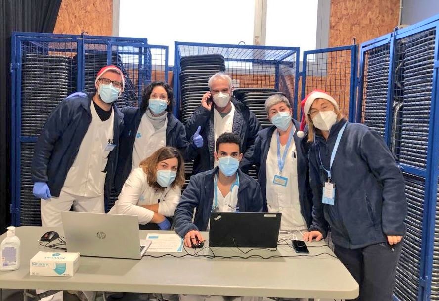 icscatcentral's tweet photo. 💉Aquesta tarda, l'equip de professionals sanitaris de Moià ha administrat més de 360 dosis durant la jornada de vacunació massiva que han organitzat al municipi. https://t.co/OSnNVtLRmL