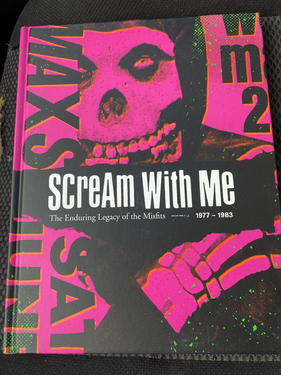 GRedrum's tweet photo. Merry Xmas to me #ScreamWithMe #Misfits https://t.co/EIteHJbIzU