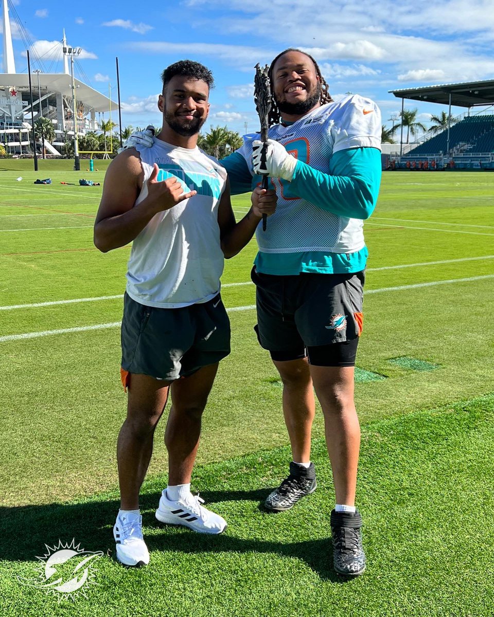 From one angry runner to another. 

😡 <a href="/Tua/">Tua. T 🇦🇸</a> 
😡 <a href="/RobertHandyHunt/">Robert Hunt</a> 

Thanks for sending, <a href="/gmfb/">Good Morning Football</a>!