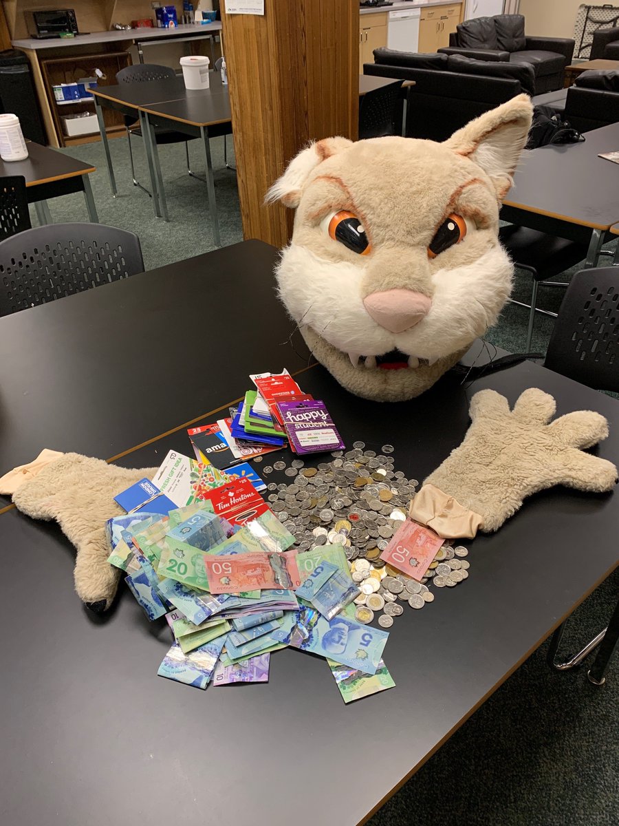 LangleySchools's tweet photo. Bobcat Nation pulled together to support those who have been impacted by recent flooding. BSS students together with their teacher Robin Shantz filled their mascot’s paws with $3,400 in cash and gift cards for members of the Abbotsford School District community. #SD35DaysofGiving https://t.co/m2lT2lbJtl