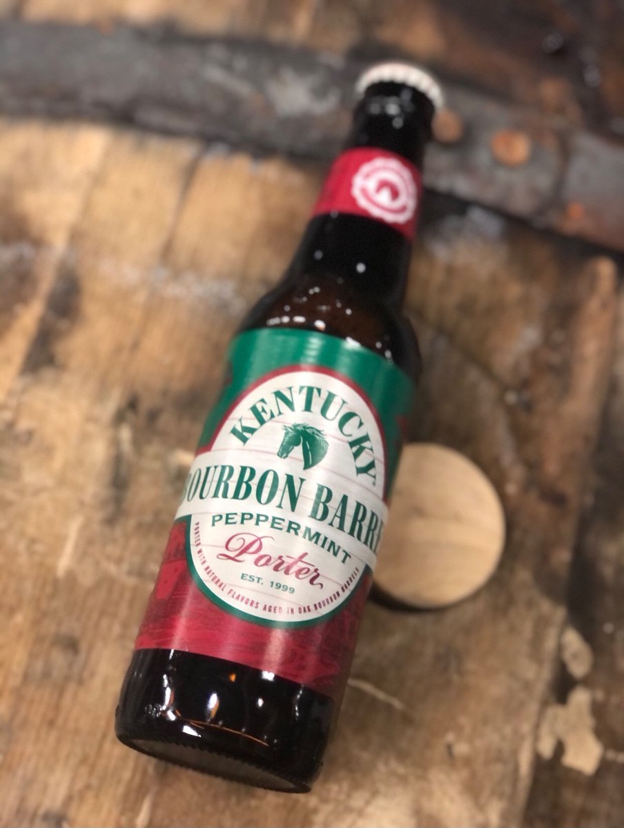 LexBrewingCo's tweet photo. The perfect craft beer for the holiday season.
#peppermintporter
#KentuckyBeer #BarrelAgedBeer #KentuckyBourbon #KentuckyBrewery #Brewery #KentuckyBourbonTrail #CraftBeer #GoodBeer #LexingtonBrewing https://t.co/GNVlCIOnMR