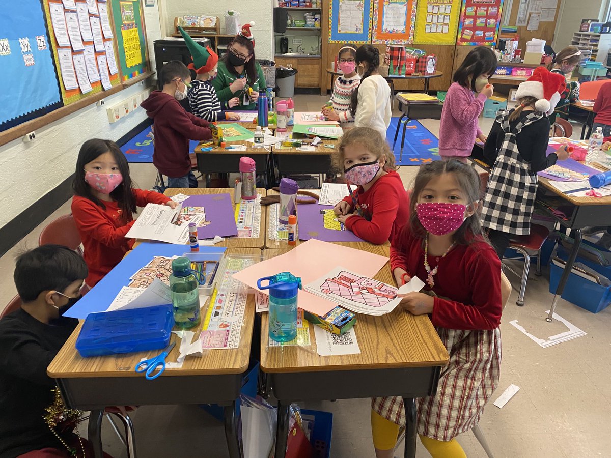 It’s The Most Wonderful Time Of The Year🎶⁦<a href="/BGreenSchool/">Bowling Green School</a>⁩ ⁦<a href="/emeadowschools/">East Meadow Schools</a>⁩