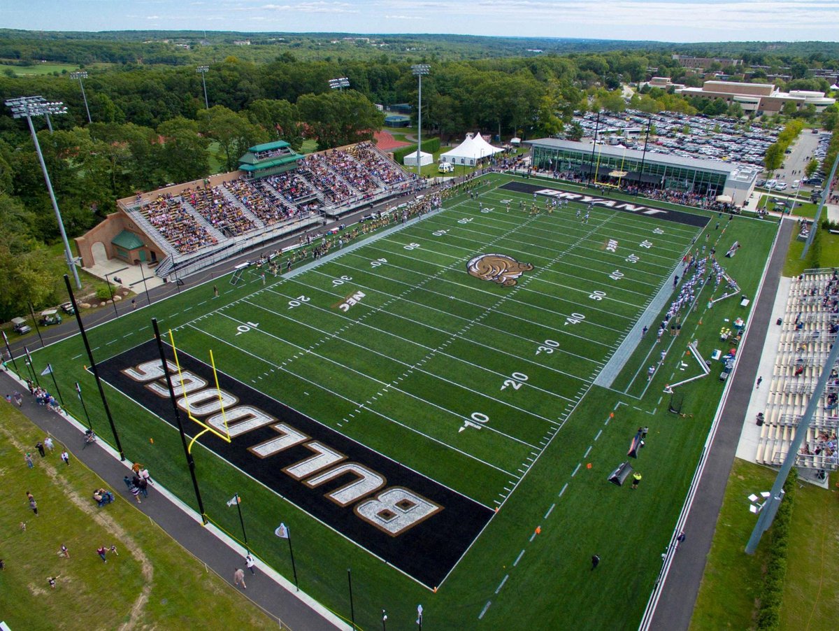 _armonrobinson's tweet photo. After a great conversation with @CoachBarese1 , I’m blessed to receive my first D1 offer from @BryantUFootball ⚫️📣🐶 @CMerrittMT @jacobpardonnet @StevenD513 @Coach_Spoerl @CoachSneed1 @Coach_Cmoore @FlightSkillz @TrustMyEyesO https://t.co/jfD26ANDIN