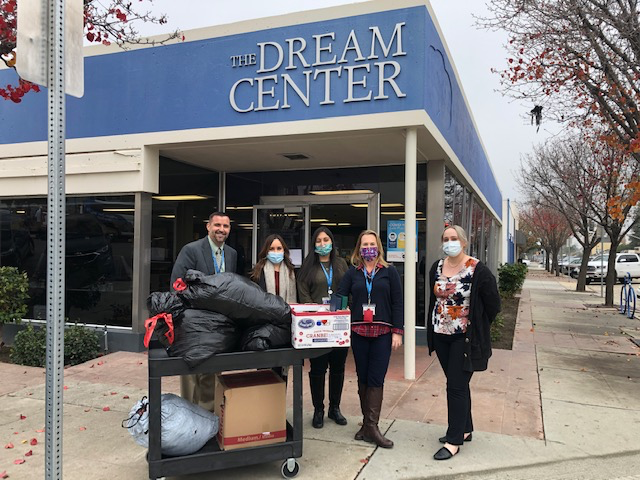 KiDS is in the holiday spirit with donations to The Dream Center. The DC provides services to current and former foster youth so they have the tools to experience success. Want to donate?  Here is their wishlist. Want more info on the center? ow.ly/C26S50Hg254 #KCSOSProud