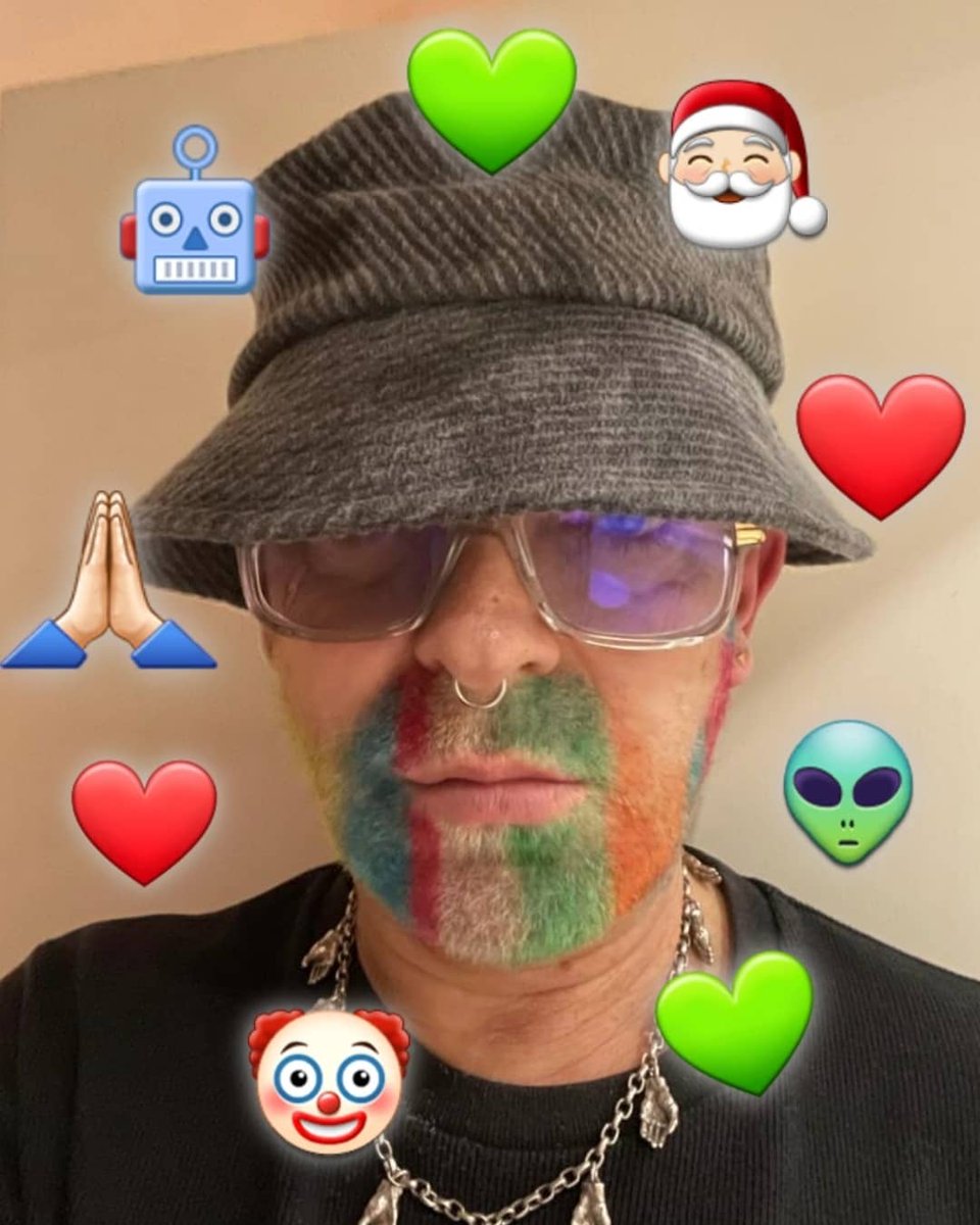 OfficialAdamski's tweet photo. i wish u all festive joy and universal love and safe futures
-ADAMSKI 
.
.
.
#adamski #merrychristmas #viennawoods https://t.co/JZavmMeUkR